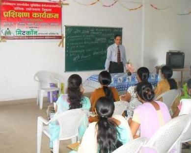 Dr. Mahadik D.N. conducting workshop